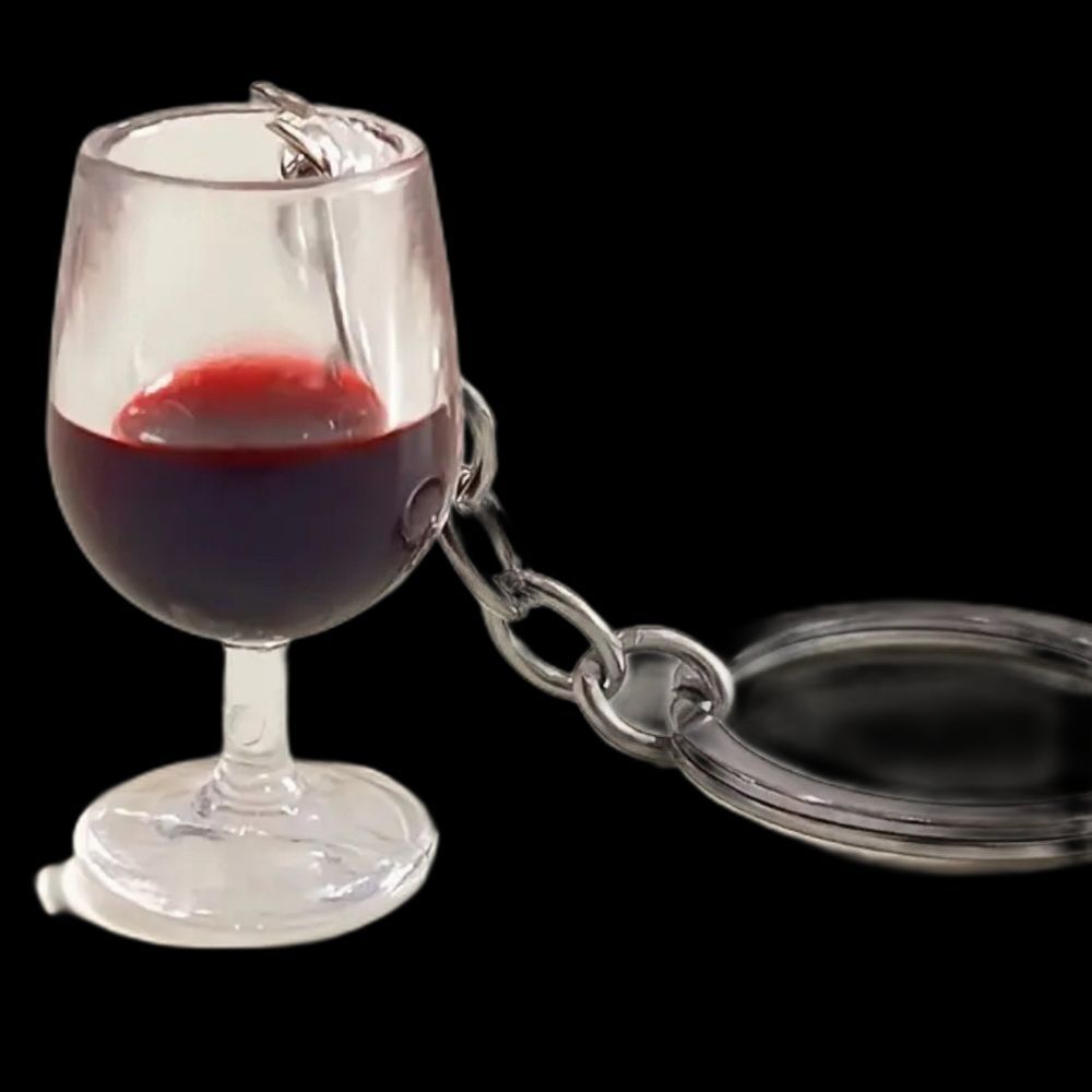 BAG CHARM  Wine Lovers Glass of Wine Keychain NIP